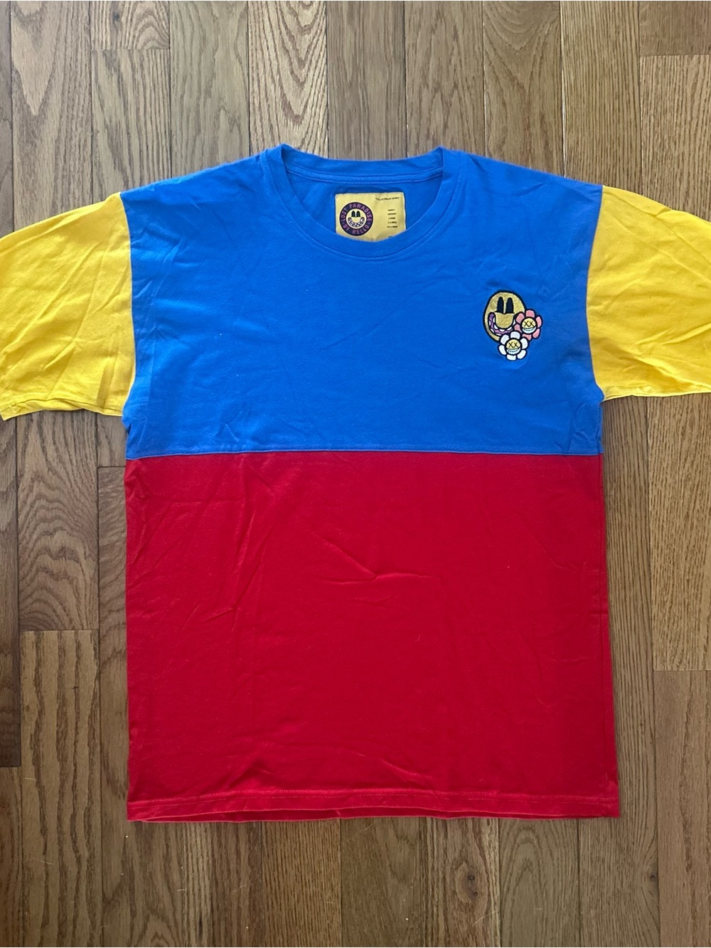 Lost Paradise By Rello T-Shirt Size Medium